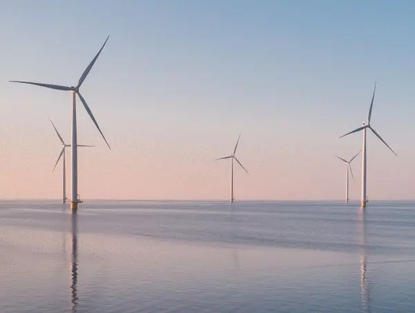 Energy infrastructure investment in offshore wind power projects