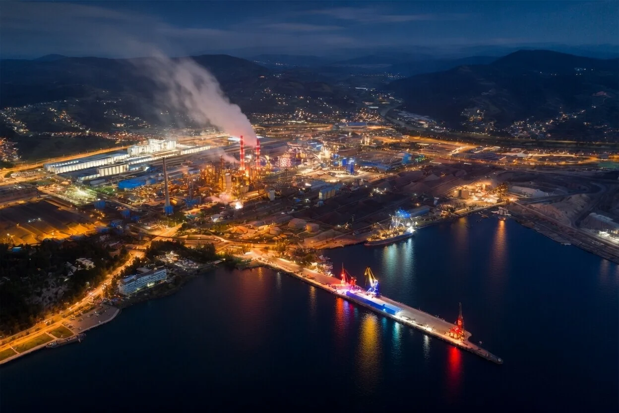 Turkish coal imports in Jan–Feb 2025 and Jan–Feb 2026, showing Russian volumes down to 4.0 mio t and market share down to 65.6%.